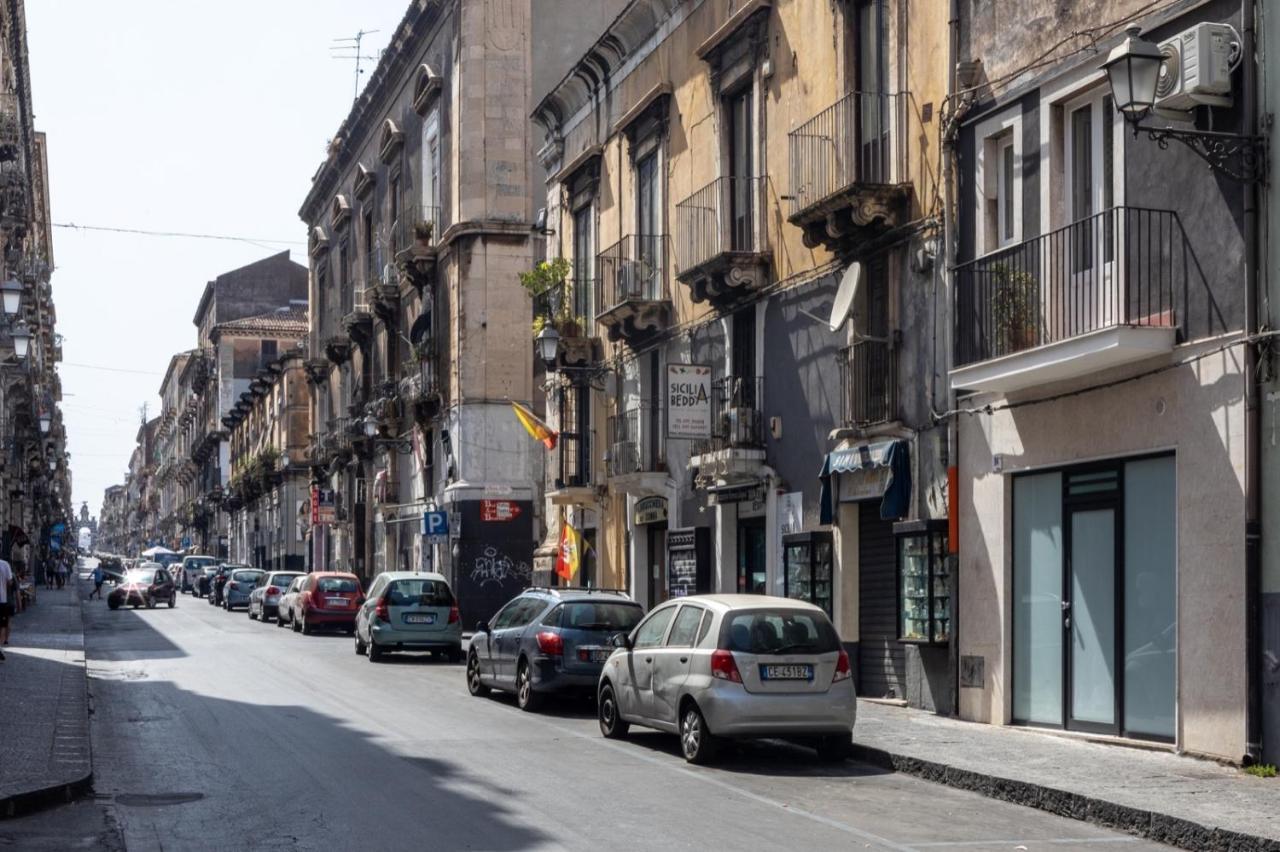 Garibaldi 94- Intera Casa A 2 Passi Dal Duomo Villa คาตาเนีย ภายนอก รูปภาพ