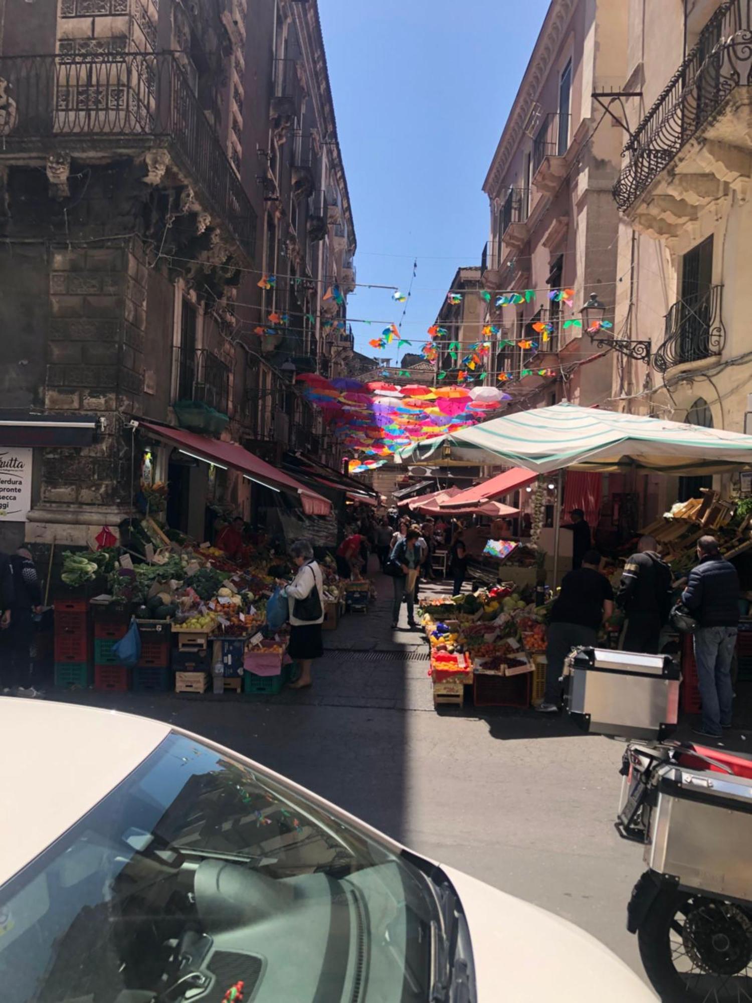 Garibaldi 94- Intera Casa A 2 Passi Dal Duomo Villa คาตาเนีย ภายนอก รูปภาพ